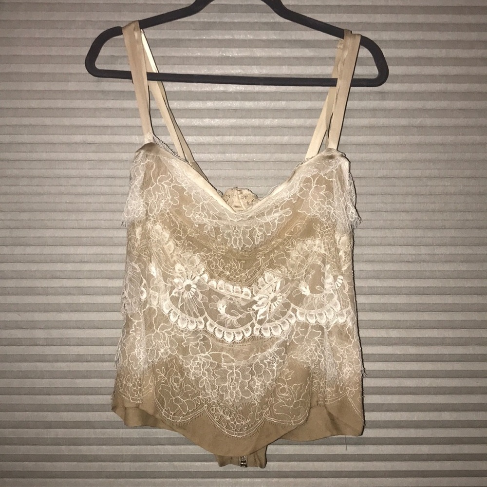 ‼️ SOLD ‼️ 
Dolce and Gabbana Lace Corset Bustier Camisole Top sz 46 US Large 10